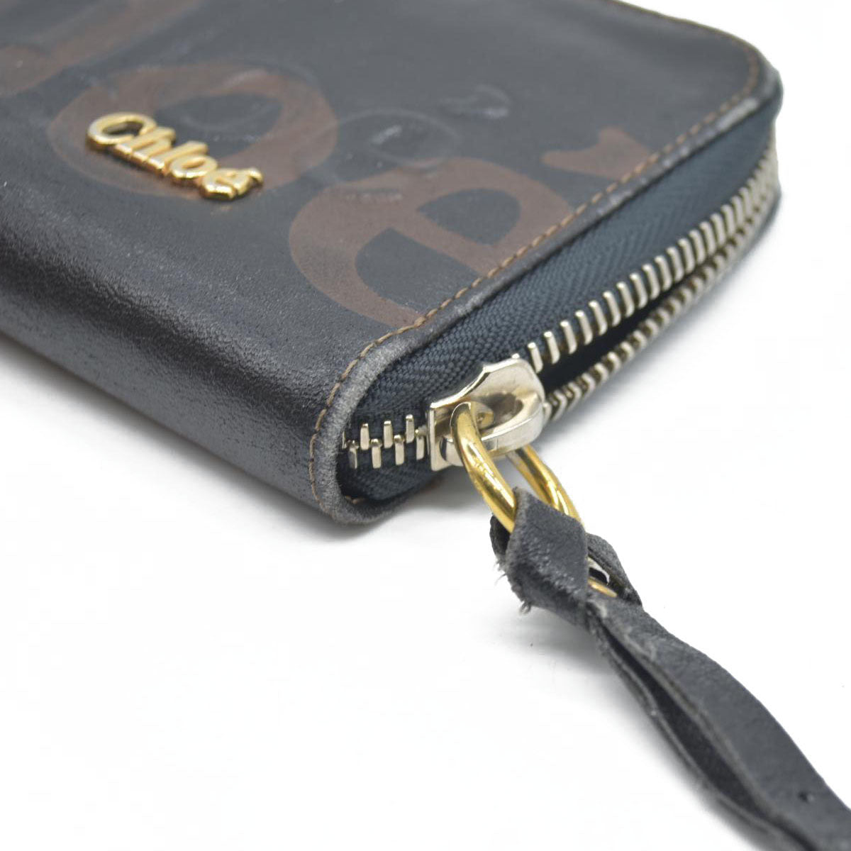 Chloe  Leather Eclipse Zipped Wallet