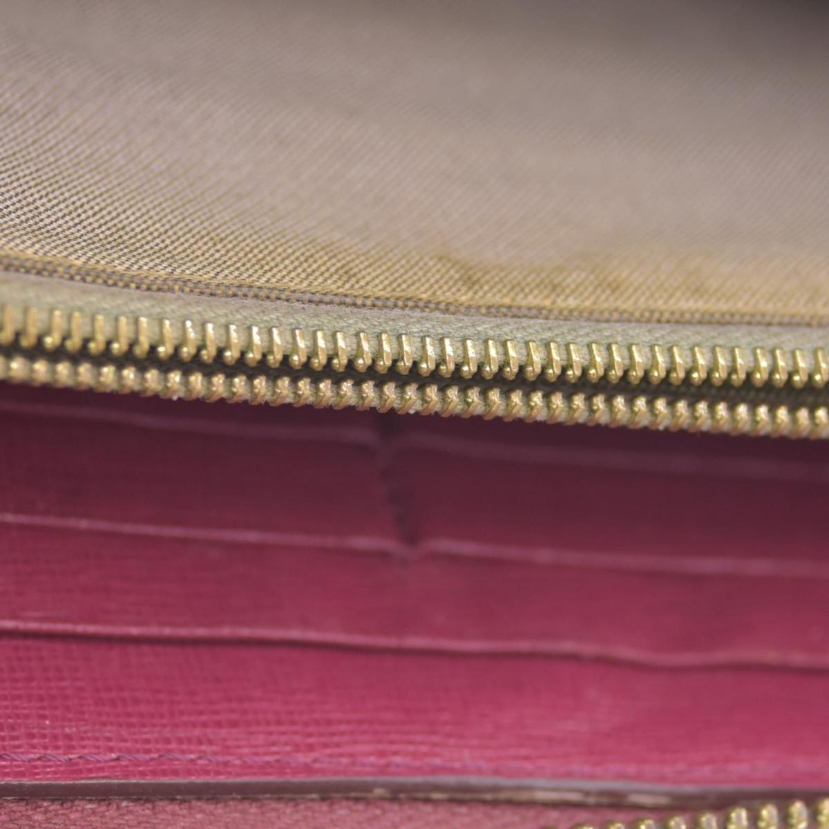 $850 Fendi Amarena Vitello Elite Leather Zippy Wallet CONSIGNMENT