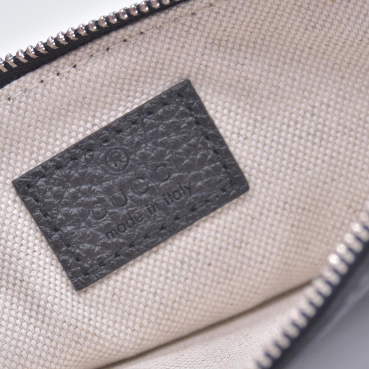 $1800 Gucci Medium Jumbo GG Pouch Black CONSIGNMENT