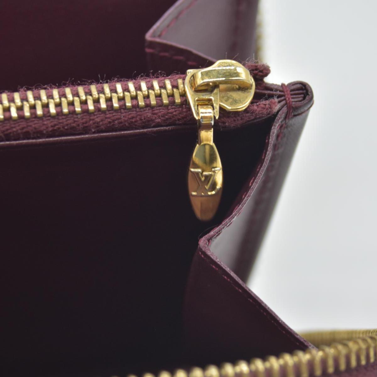Louis Vuitton Vernis Zippy Wallet Griotte CONSIGNMENT