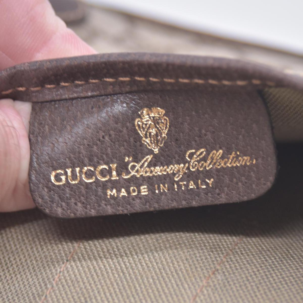 $680 Vintage Gucci Monogram Leather Clutch Bag CONSIGNMENT