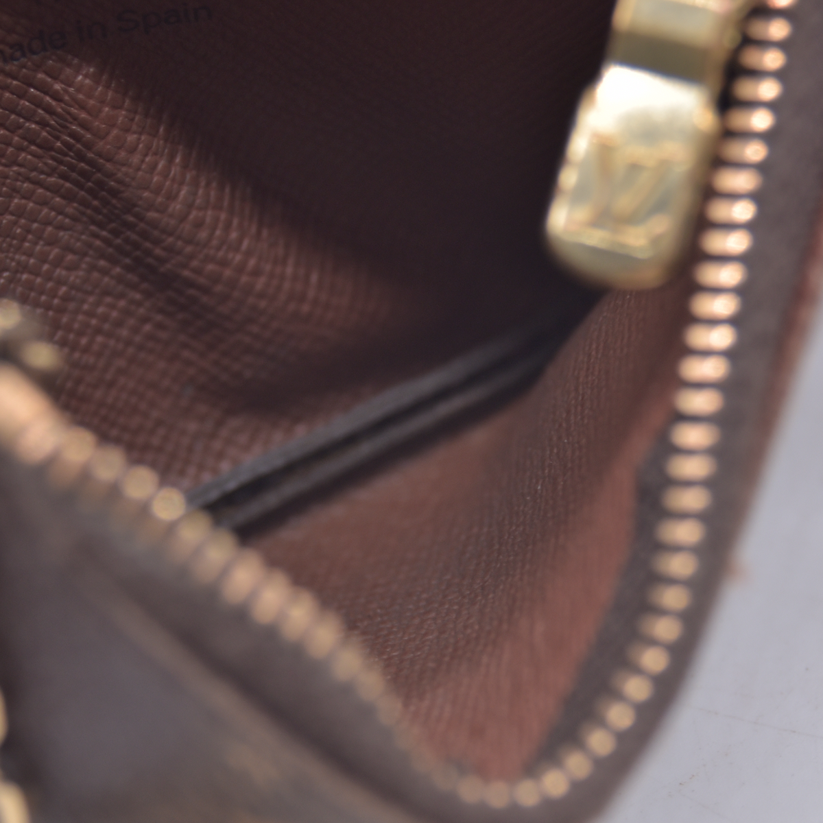 $355 2007 Louis Vuitton Monogram Key Pouch CA0077 CONSIGNMENT 10021285