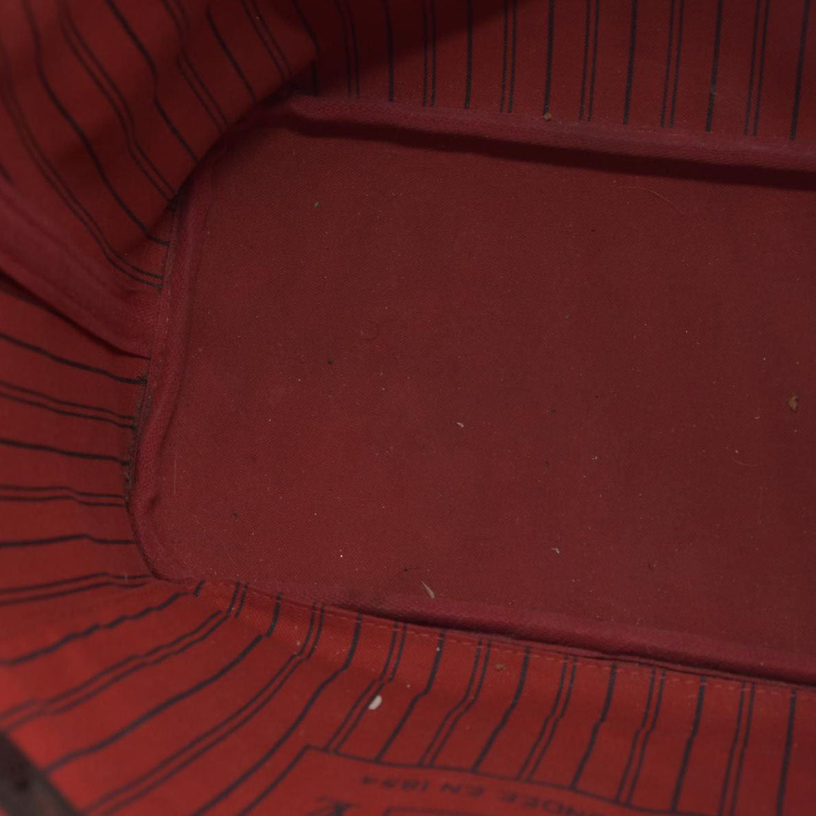 $2130 Louis Vuitton 2020 Damier Ebene Neverfull MM