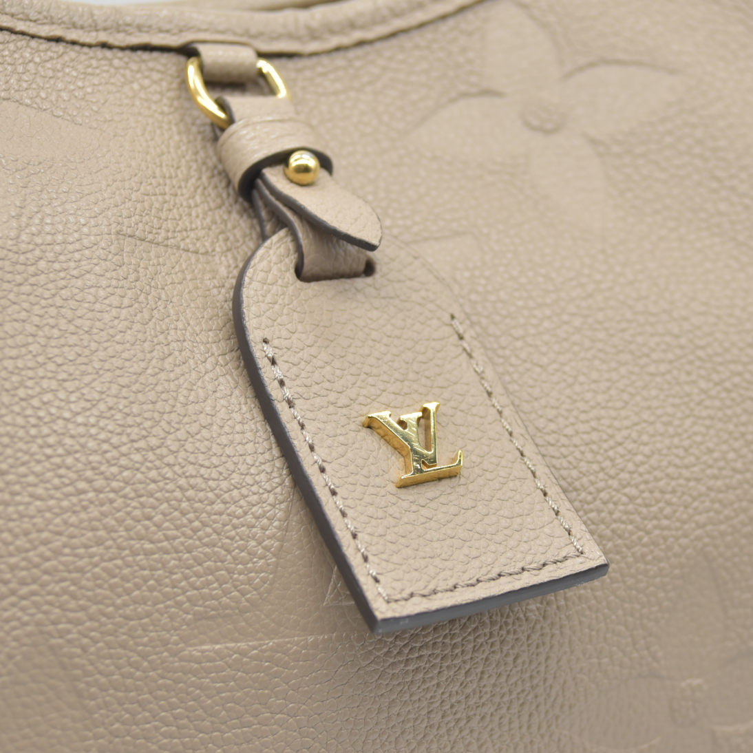 $3400 Louis Vuitton Empreinte Monogram Giant CarryAll MM Tourterelle
