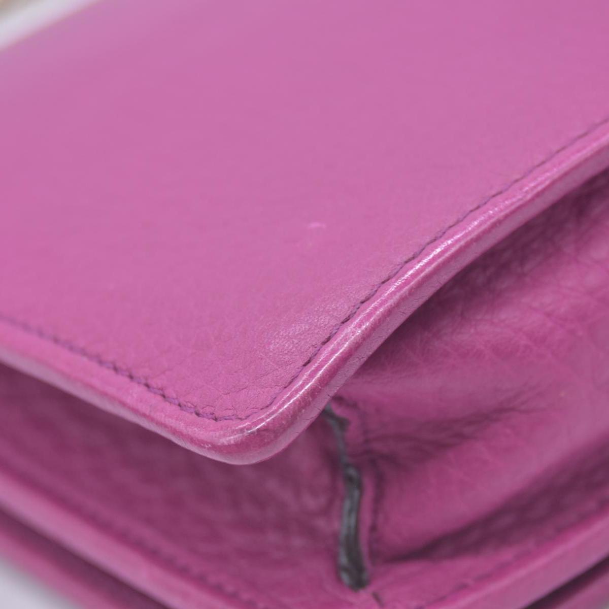 $850 Gucci Pebbled Calfskin Soho Wallet On Chain Fuchsia CONSIGNMENT