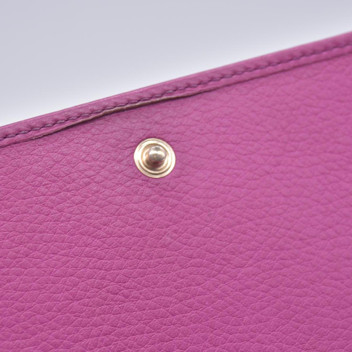 $850 Gucci Pebbled Calfskin Soho Wallet On Chain Fuchsia CONSIGNMENT