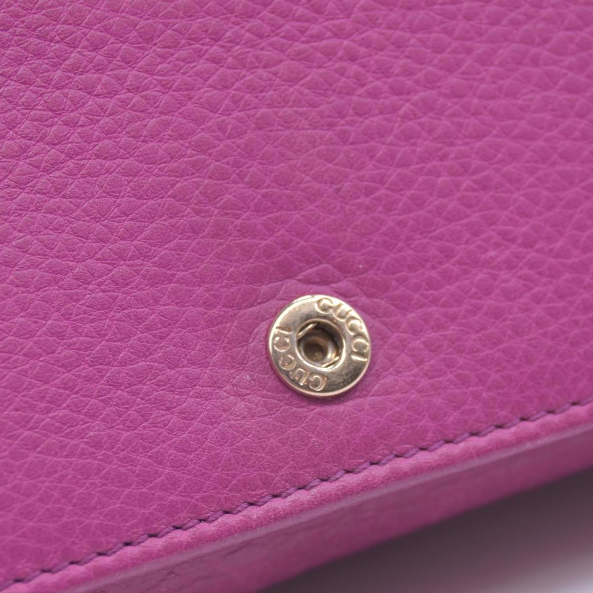 $850 Gucci Pebbled Calfskin Soho Wallet On Chain Fuchsia CONSIGNMENT