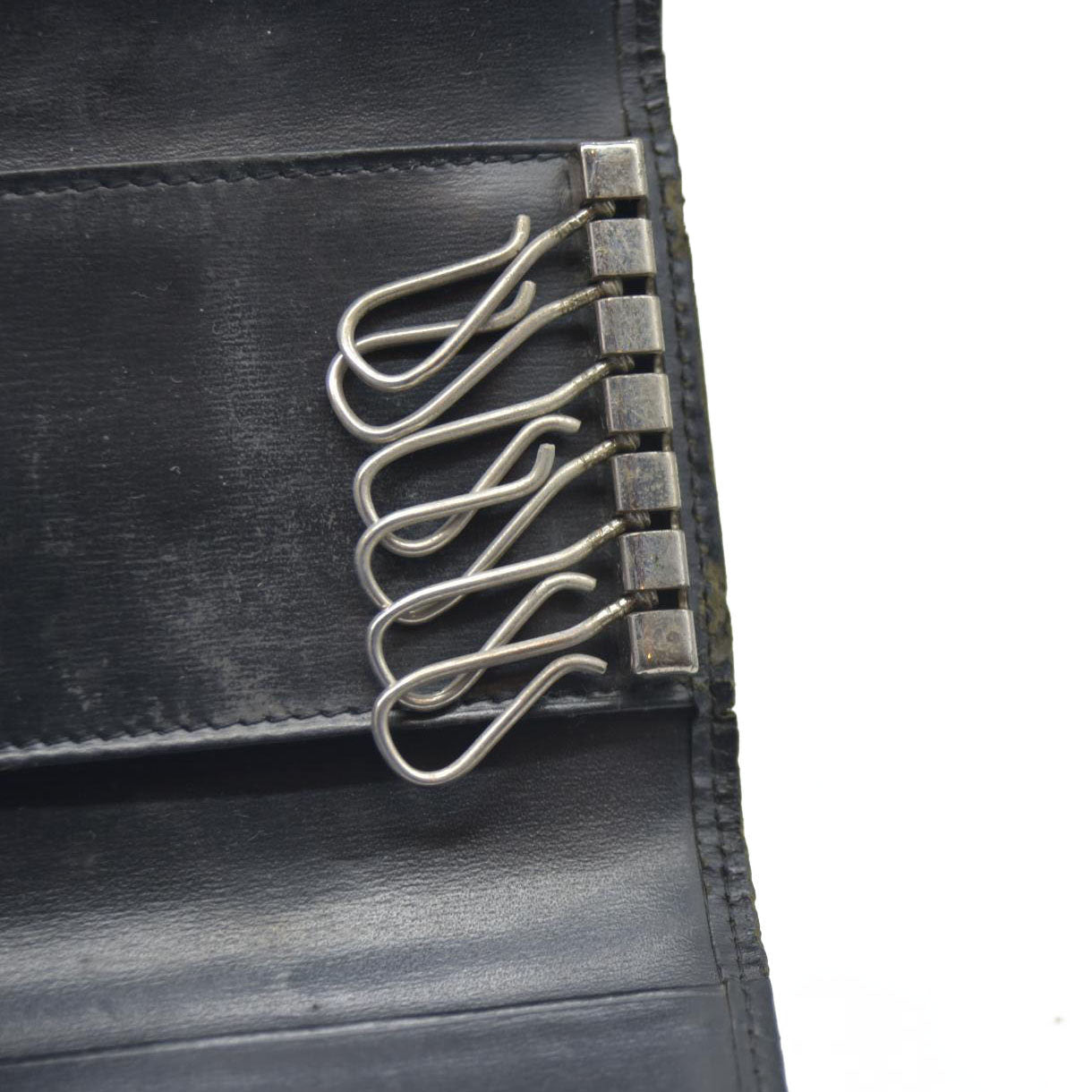 AUCTION $390 Pasha de Cartier Leather 6 Ring Key Case Black