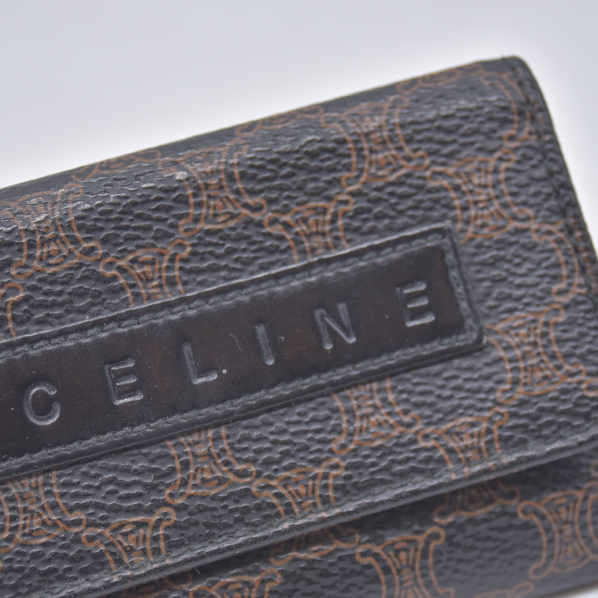 $380 Celine Black and Brown Pattern Key Holder CONSIGNMENT 10021202