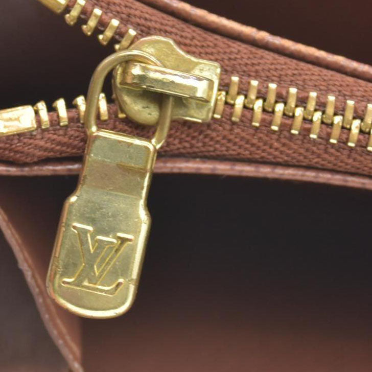 $775 Louis Vuitton Monogram Portefeiulle Sarah Long Bifold Wallet Brown CONSIGNMENT