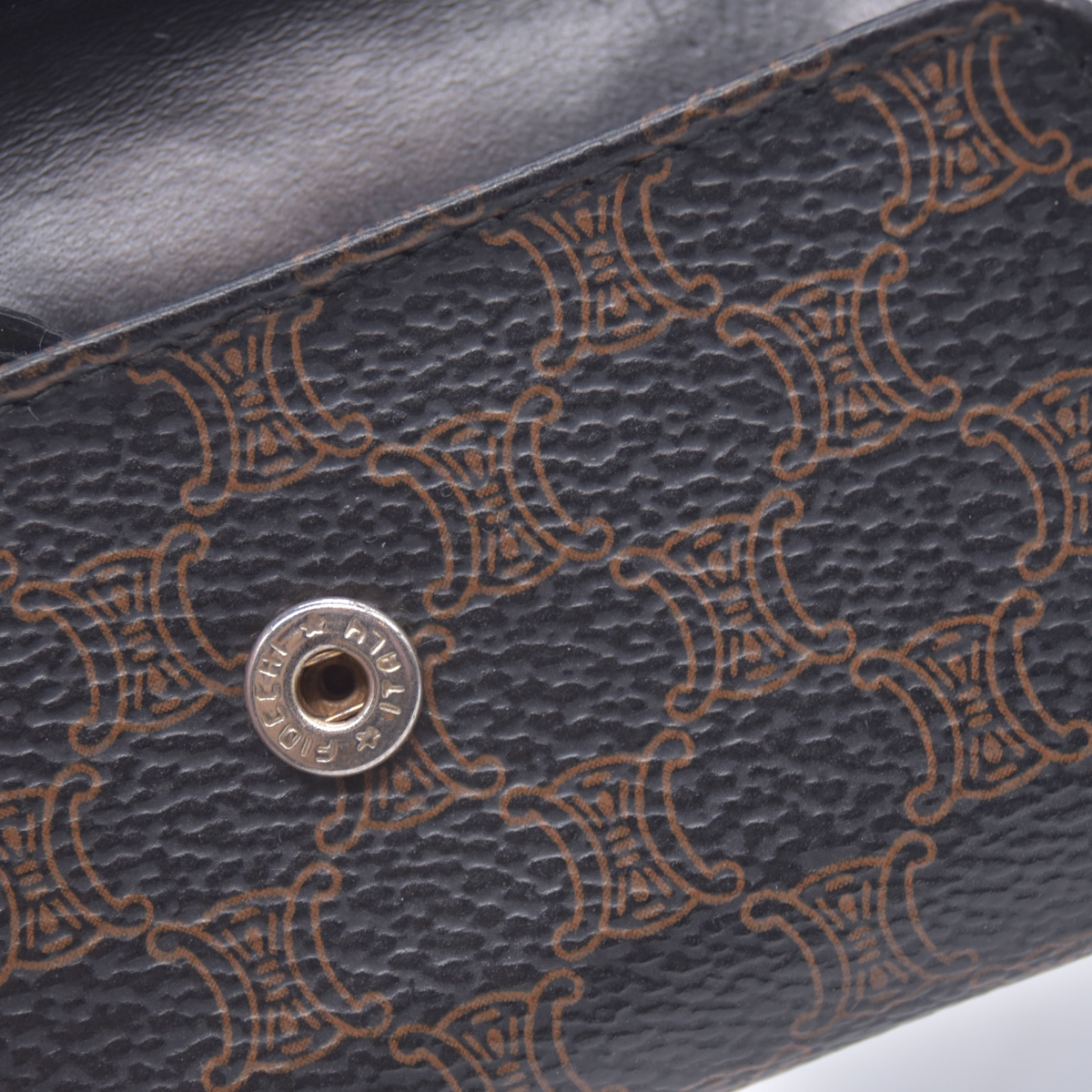 $380 Celine Black and Brown Pattern Key Holder CONSIGNMENT 10021202