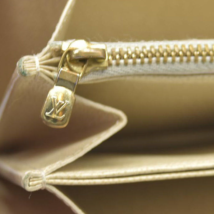 AUCTION $915 Louis Vuitton Damier Azur Zippy Zip Around Long Wallet Purse White CA1172