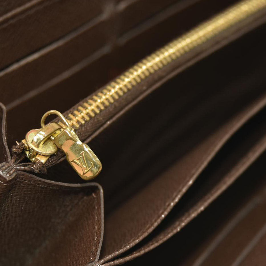 Louis Vuitton  Damier Ebene Zippy Wallet CA2079