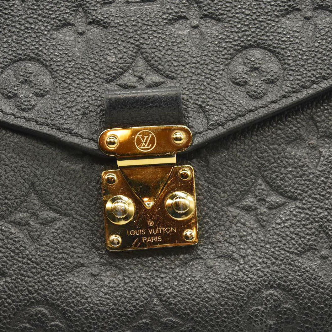 LOUIS VUITTON Empreinte Pochette Metis Black