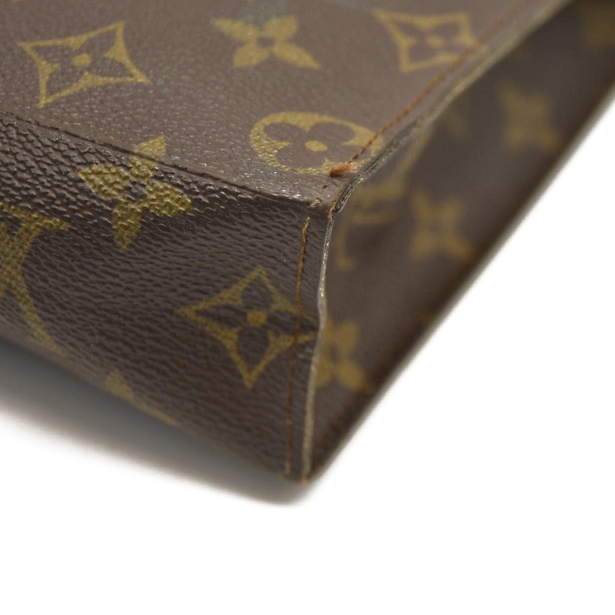 Louis Vuitton  Monogram Toiletry Pouch 26 843 Brown Interior