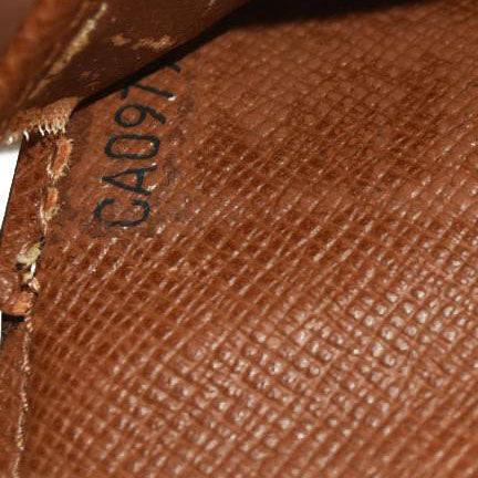 Louis Vuitton  Monogram Small Ring Agenda CA0979