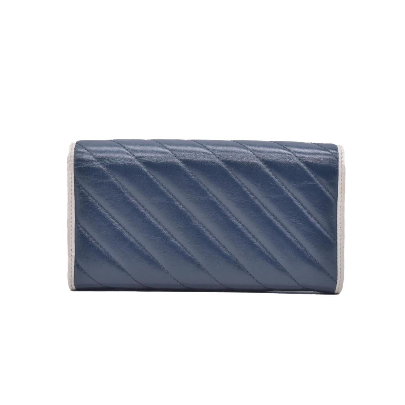 $795 Gucci Vintage Effect Calfskin matelasse Diagonal Torchon GG Marmont Continental Clutch Wallet Blue Agata Mystic White CONSIGNMENT