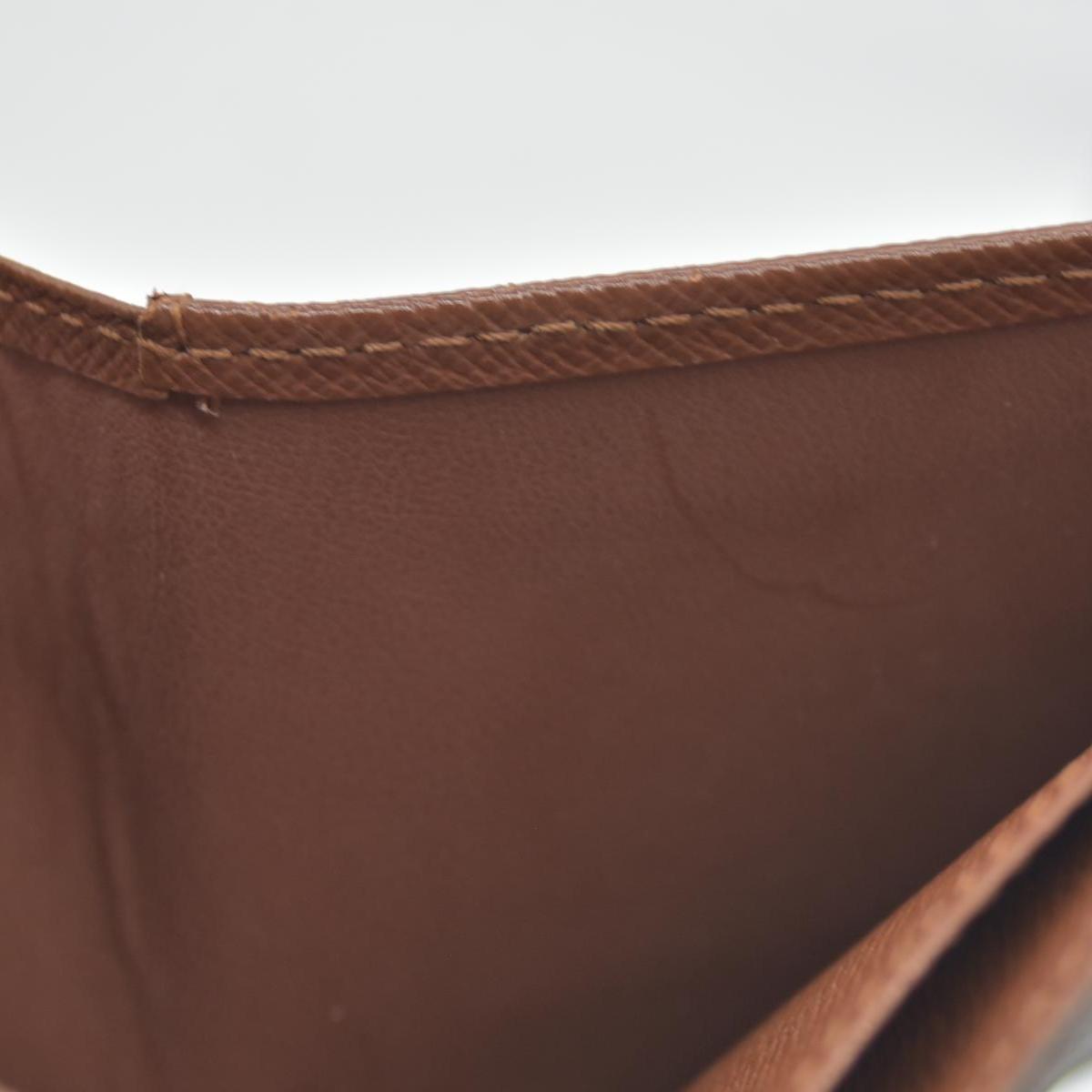 $535 2003 Louis Vuitton monogram Marco bifold wallet CONSIGNMENT CT0093