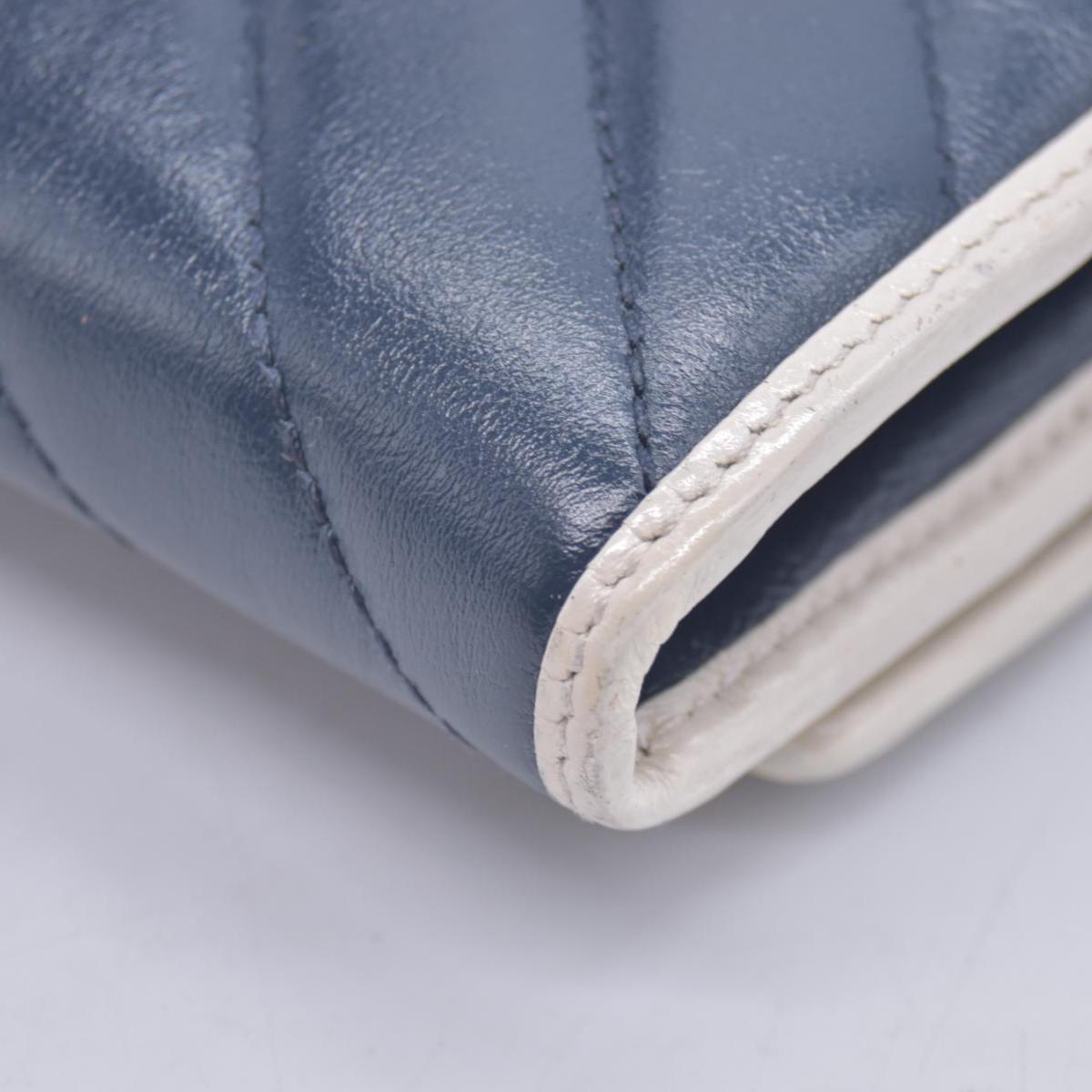 $795 Gucci Vintage Effect Calfskin matelasse Diagonal Torchon GG Marmont Continental Clutch Wallet Blue Agata Mystic White CONSIGNMENT