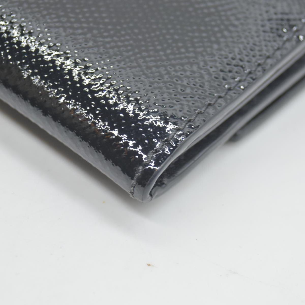 $620 Burberry Grainy Calfskin Patent Black Leather Porter Continental Wallet Black CONSIGNMENT