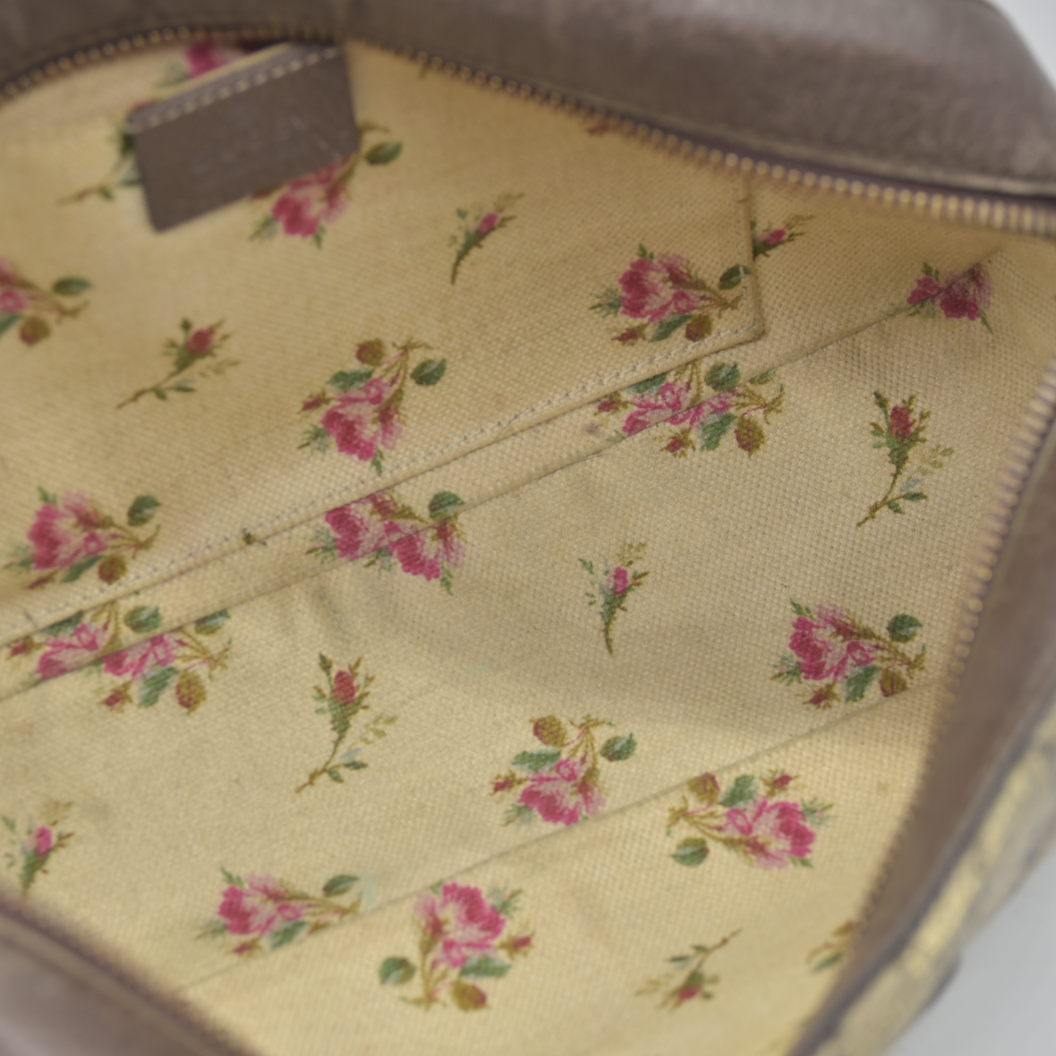 $1890 Gucci  GG Supreme Monogram Web Neo Vintage Shoulder Bag Beige New Acero Crop