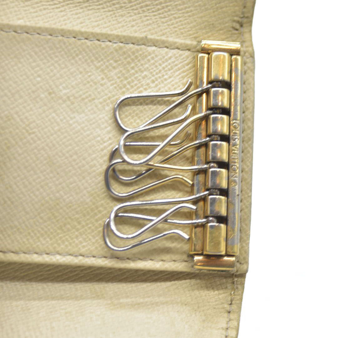 AUCTION $345 Louis Vuitton Damier Azur Multicles 6 Ring Key Case White CT3028