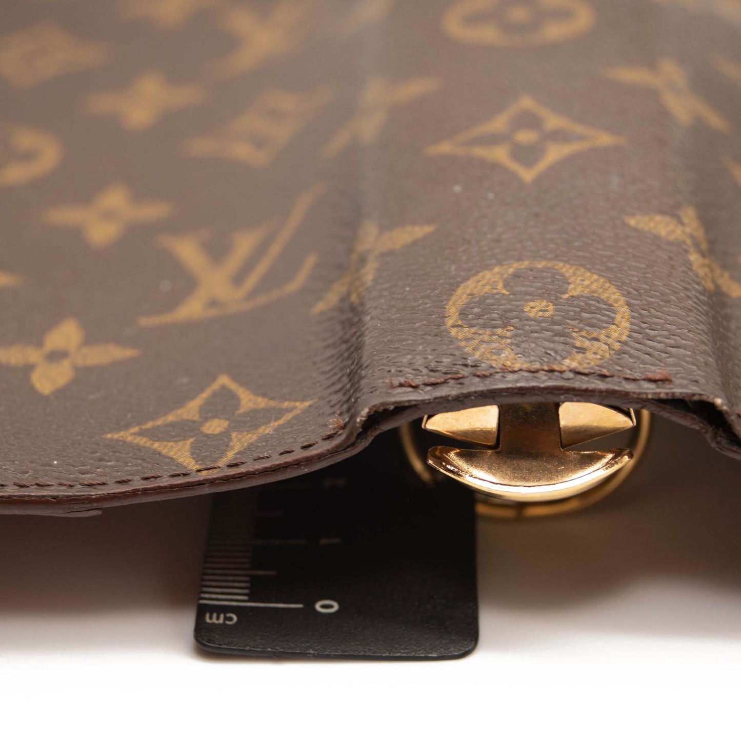 USED Louis Vuitton Medium Ring Agenda Cover Monogram MM