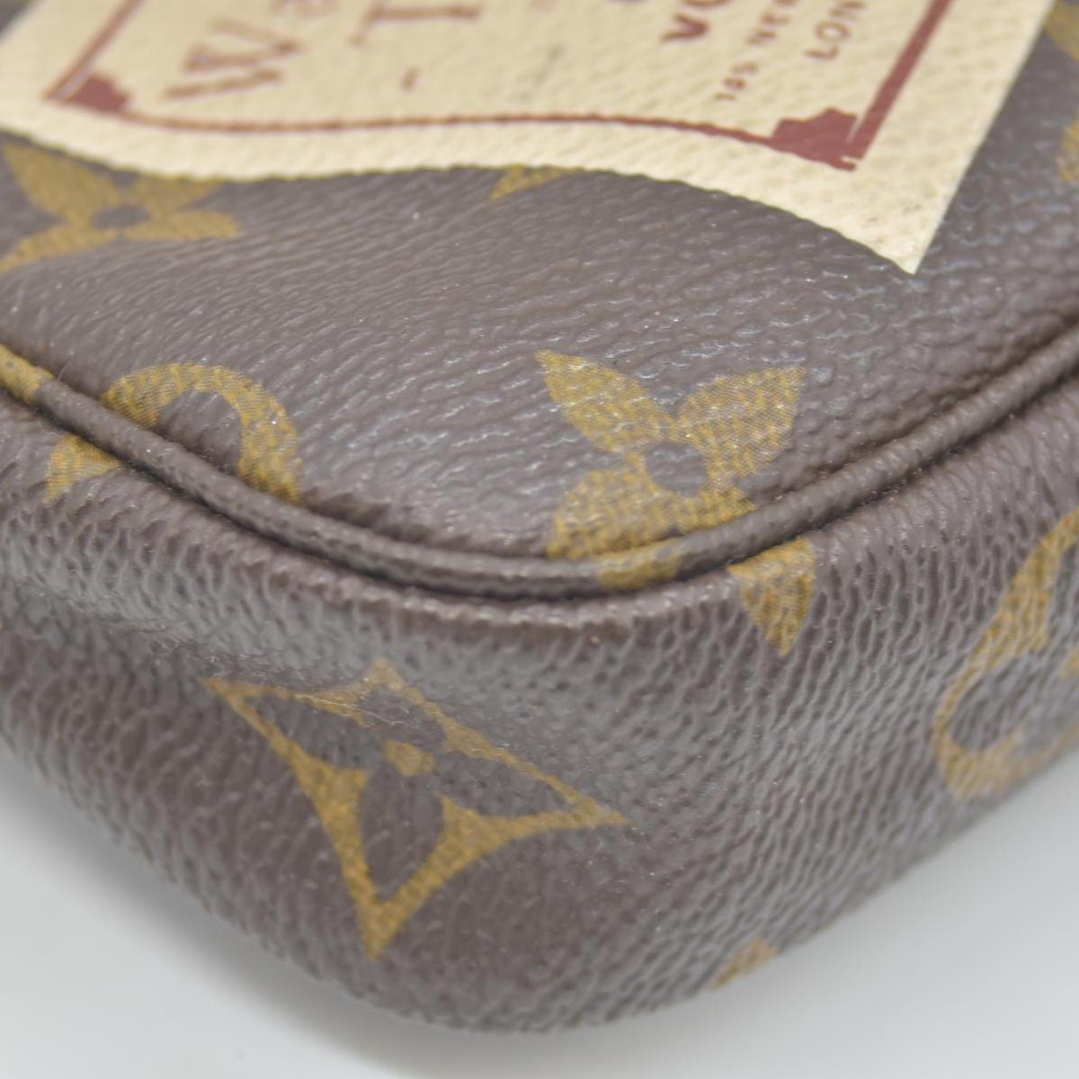 $845 Louis Vuitton Monogram Trunks and Bags Mini Pochette CONSIGNMENT