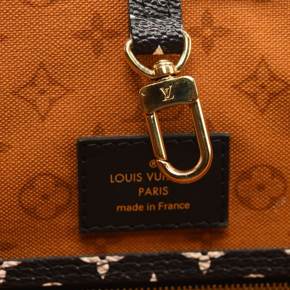 LOUIS VUITTON Monogram Giant Crafty Neverfull MM Creme Caramel