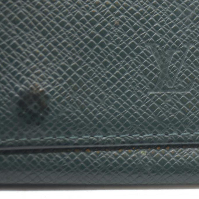 AUCTION $315 Louis Vuitton Taiga Leather Multicles 4 Ring Key Case Epicea CA0976