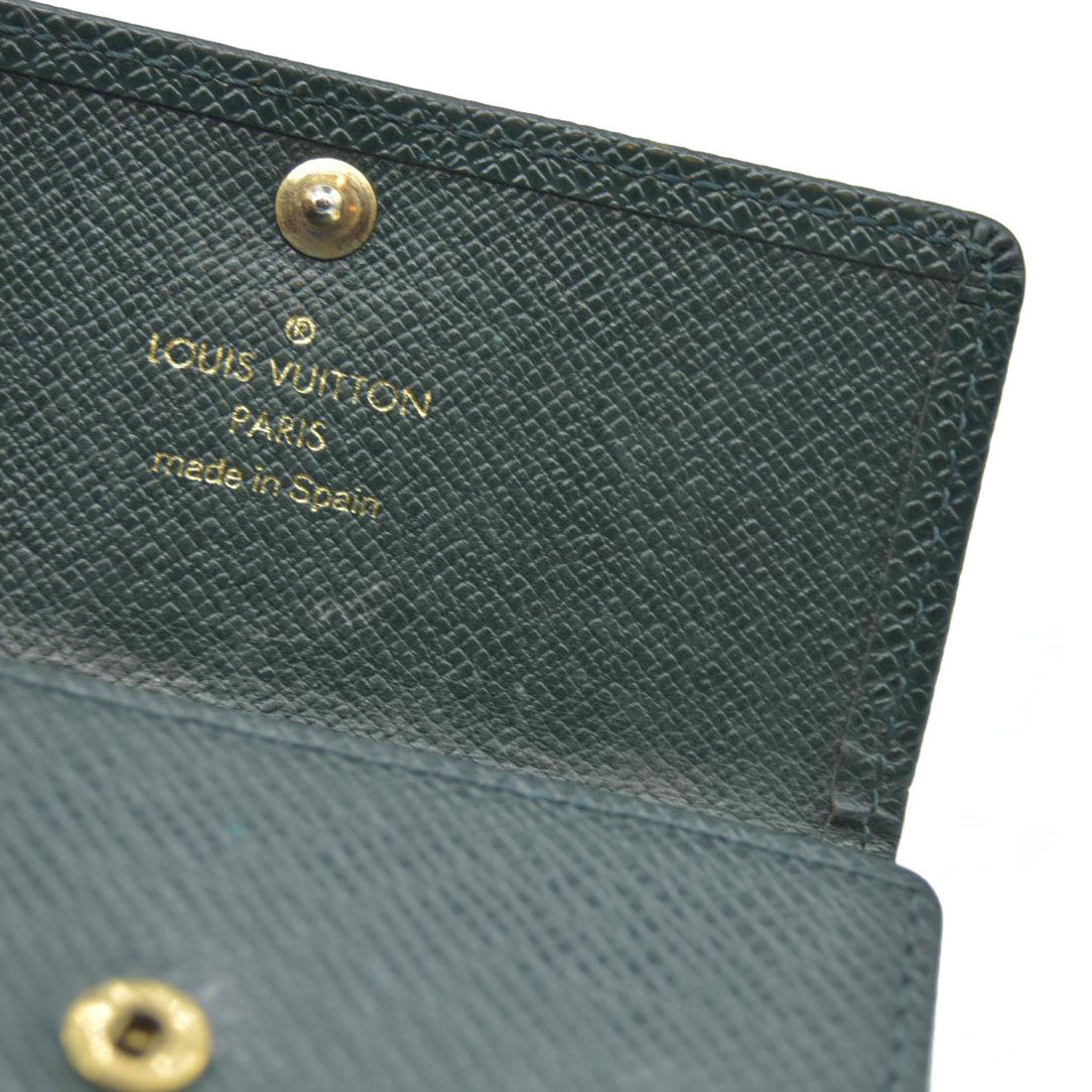 AUCTION $315 Louis Vuitton Taiga Leather Multicles 4 Ring Key Case Epicea CA0976