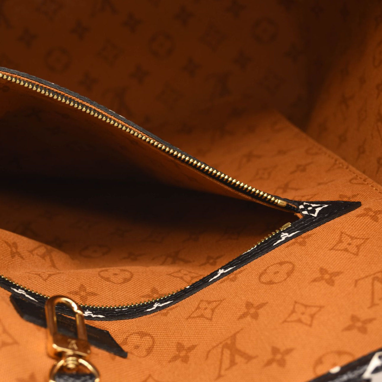 LOUIS VUITTON Monogram Giant Crafty Neverfull MM Creme Caramel