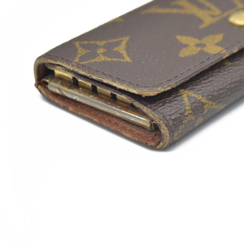 $295 AUCTION Louis Vuitton Monogram 4 Key Multicles Holder