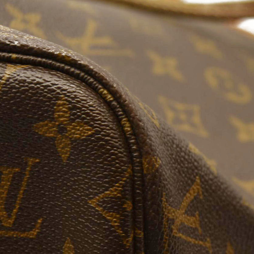 Louis Vuitton  Monogram Neverfull MM AR4060