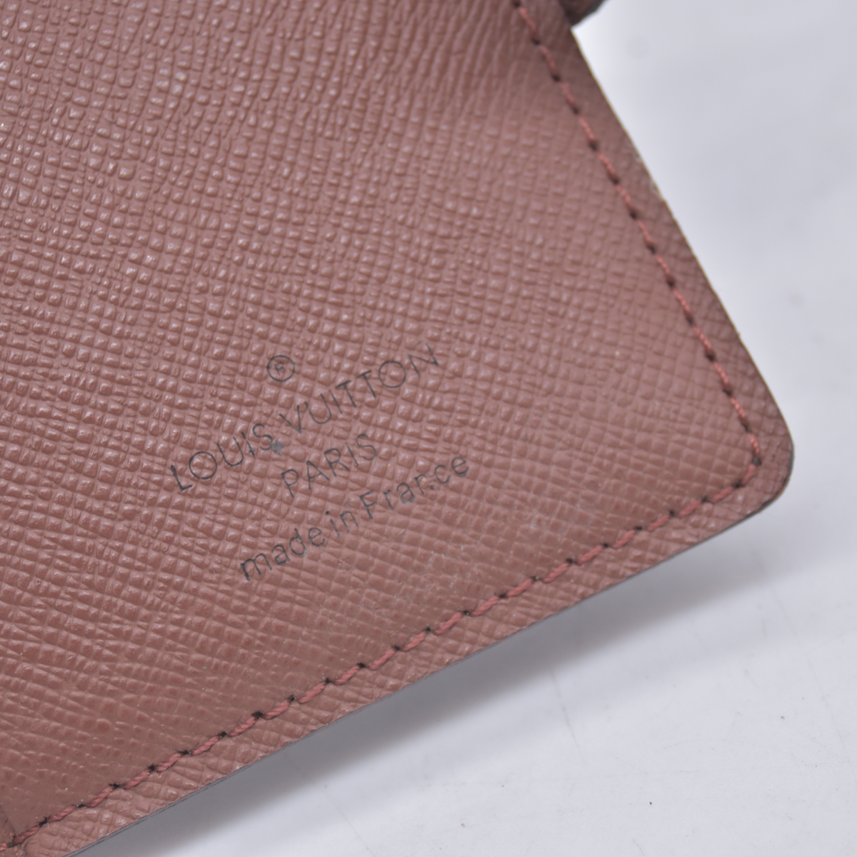 $460 2008 LOUIS VUITTON Monogram Bifold Card Case MI0038
