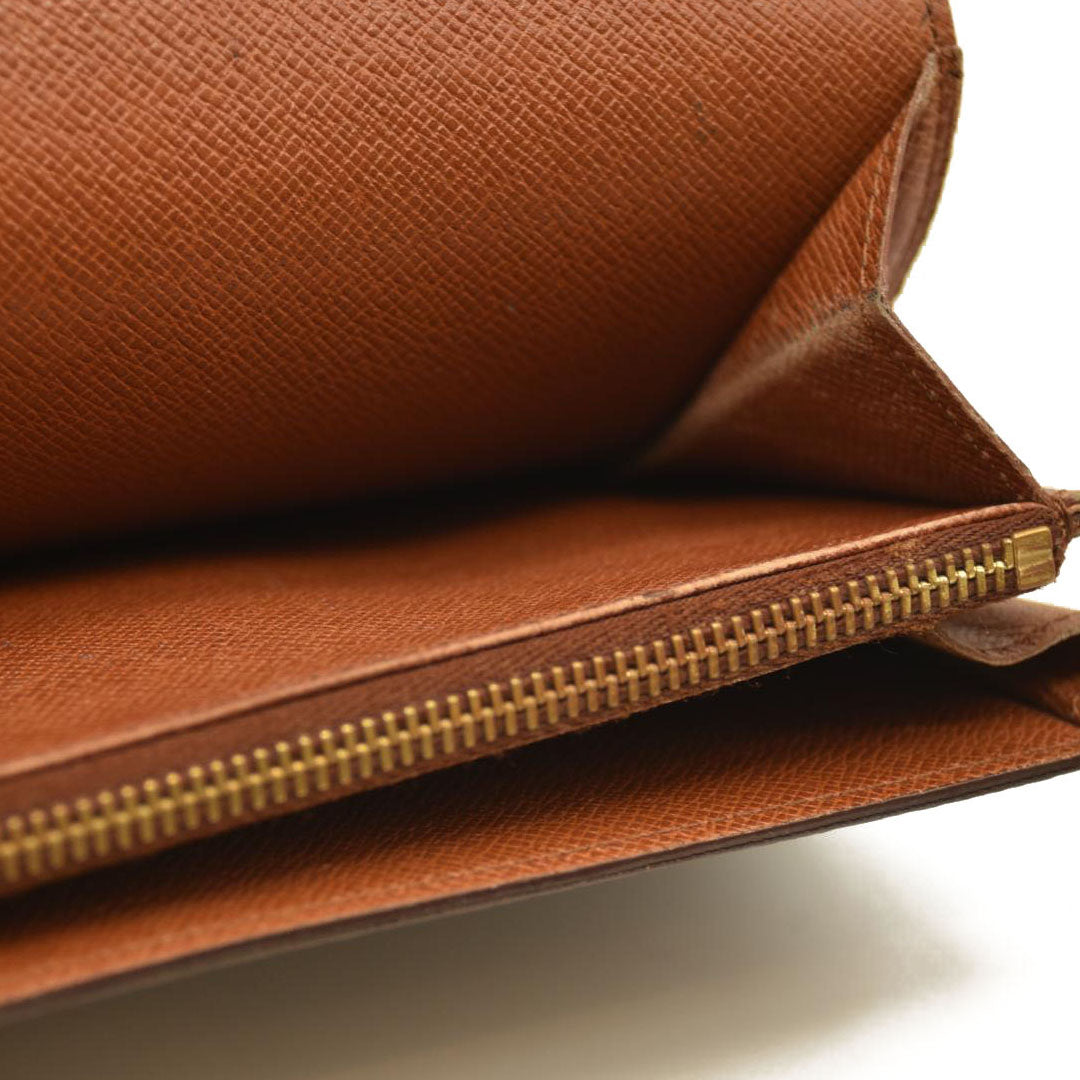 Louis Vuitton  Monogram Sarah Wallet MI0994