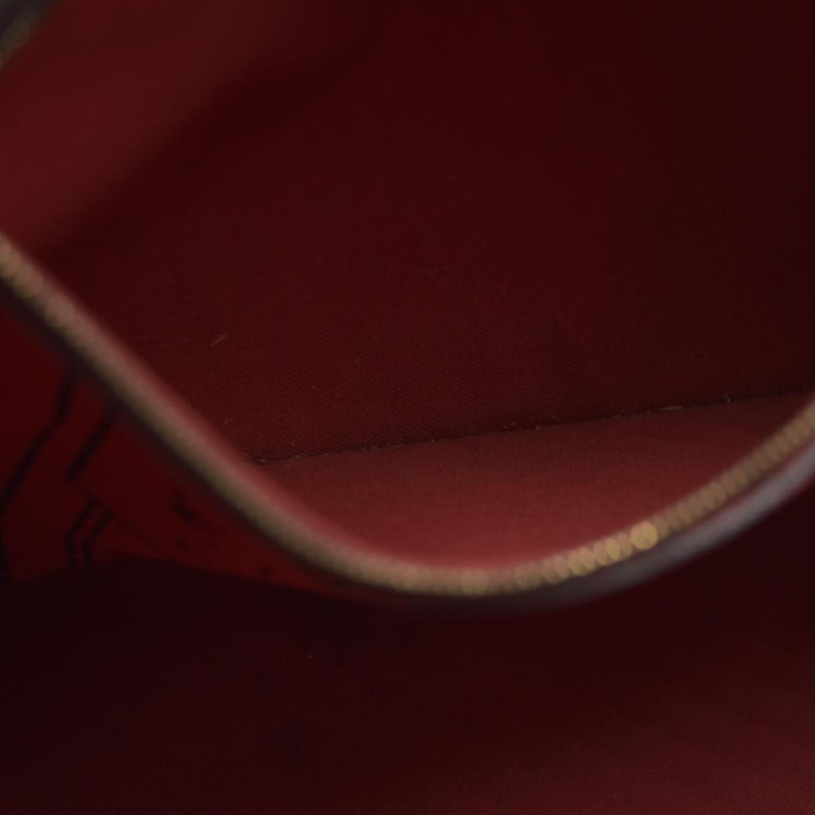 $2170 Louis Vuitton Damier Ebene Neverfull AR2260