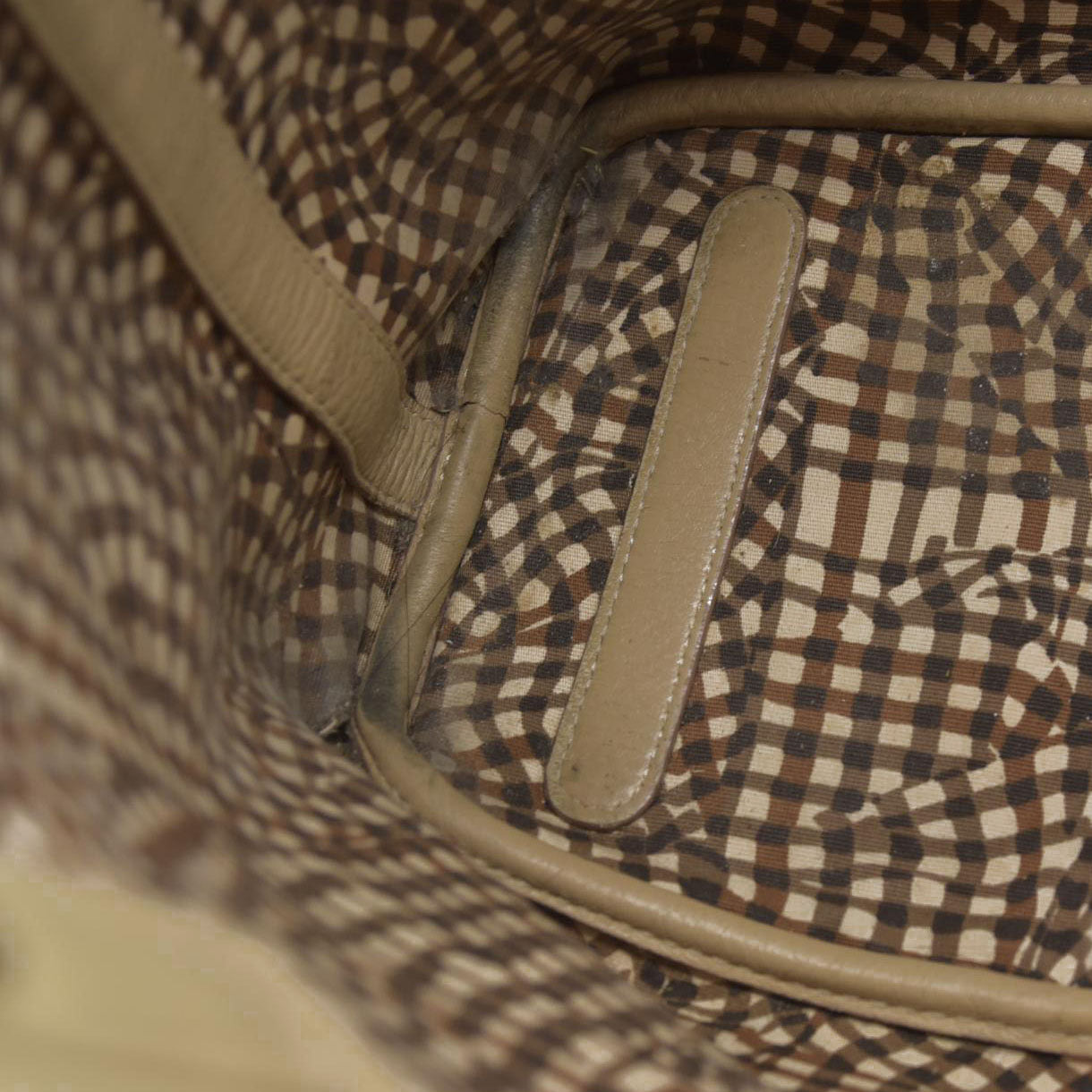 $770 MCM Tote Beige Medium Liz Reversible Tote