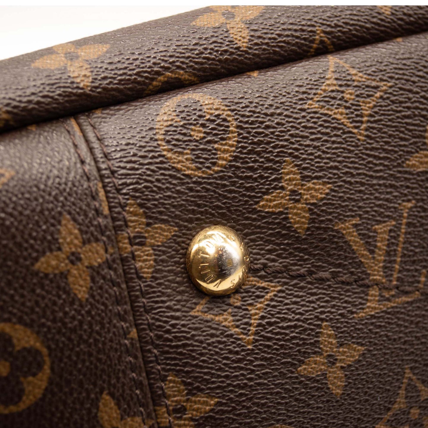 Used Louis Vuitton Monogram Artsy MM Hobo CA4130