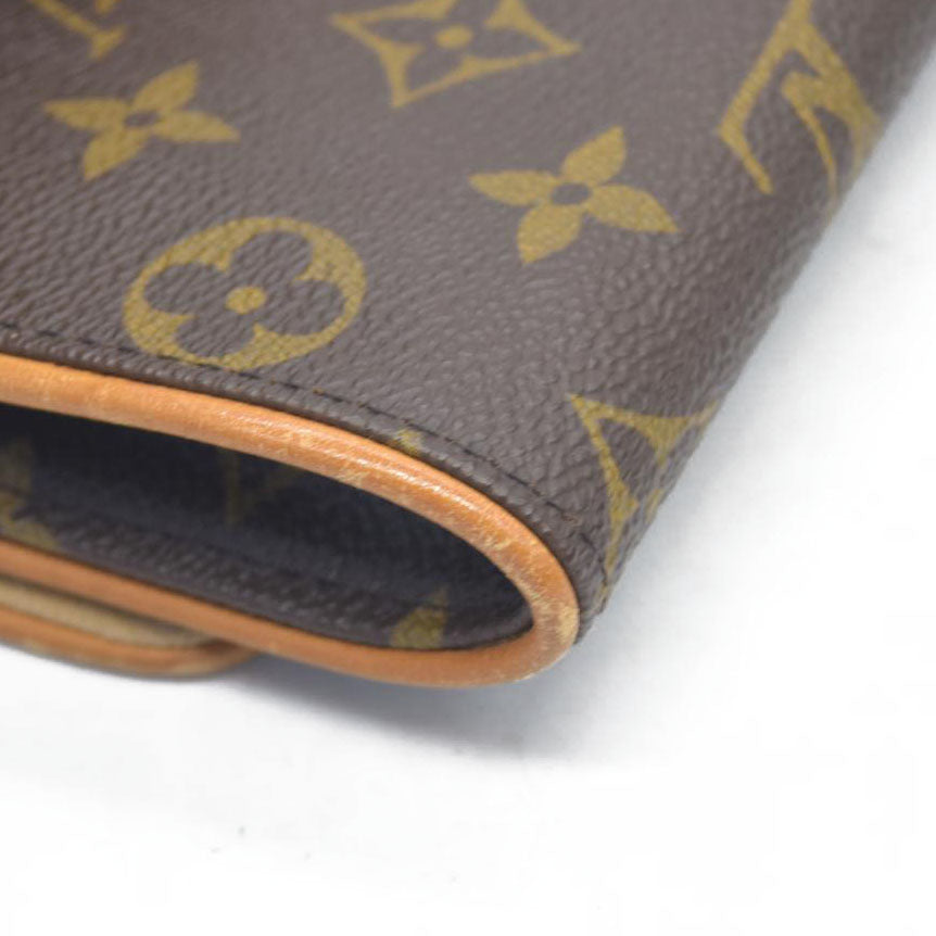 $1105 Louis Vuitton LV Monogram Twin CONSIGNMENT CA0060
