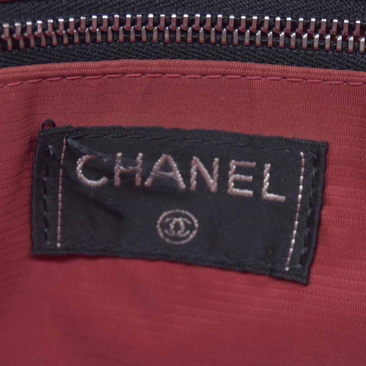 $1250 CHANEL Travel Line Nylon Grid Tote Bag Black CONSIGNMENT 10021347