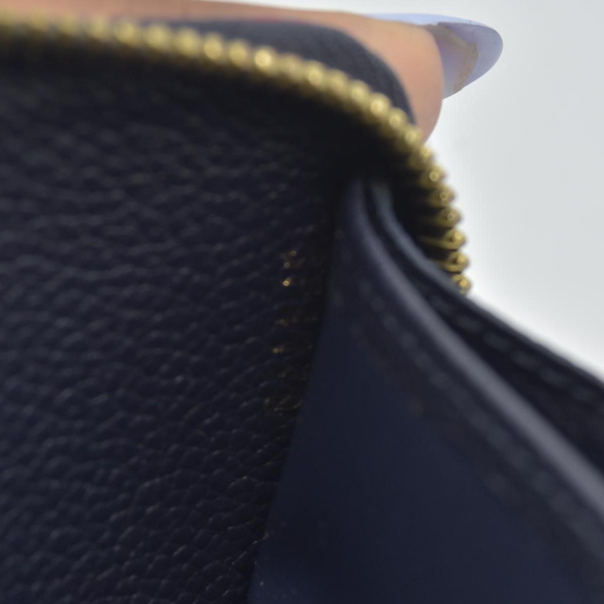 $1170 BROKEN 2019  Louis Vuitton Zippy Wallet Empreinte Marine Rouge SP4179 CONSIGNMENT