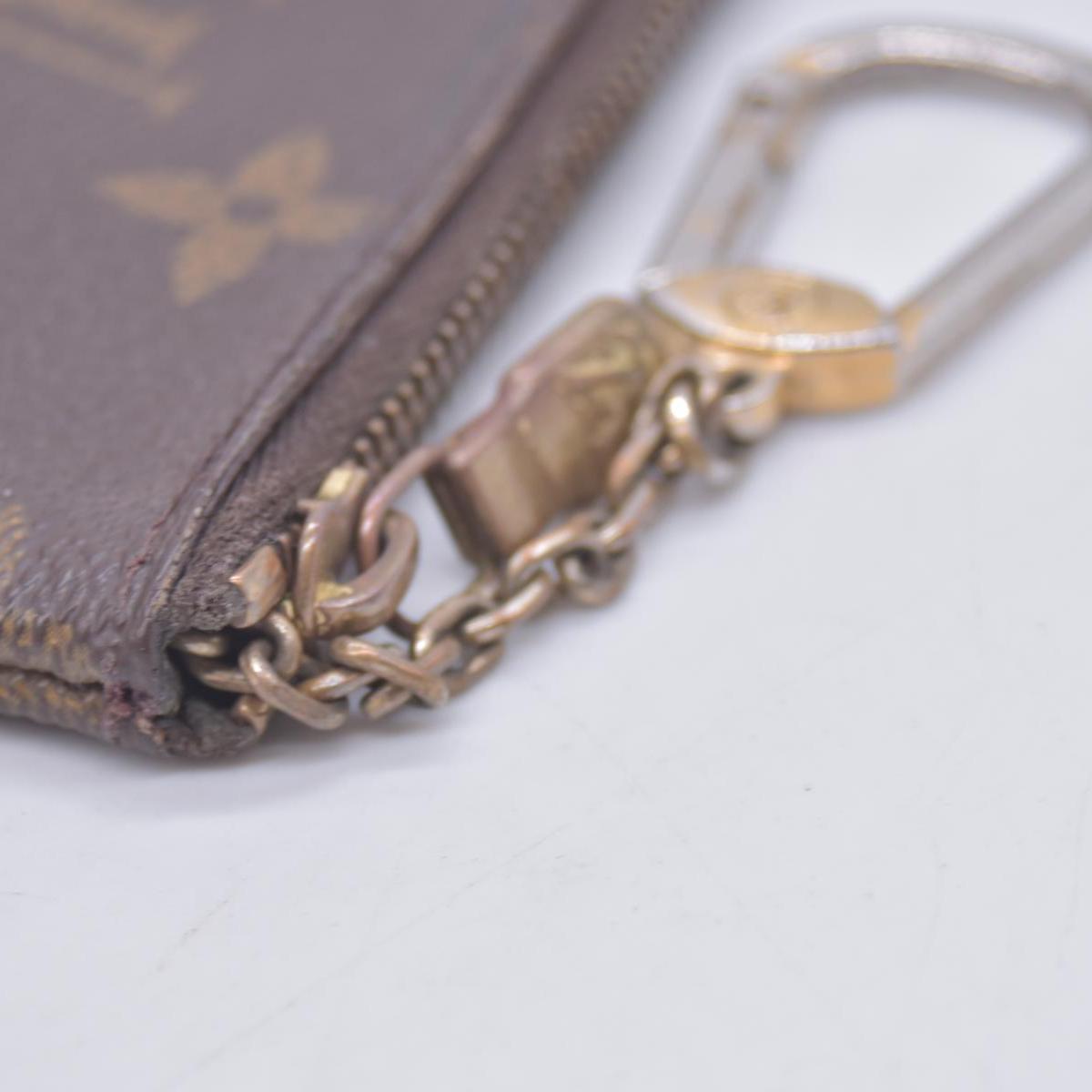 $355 2006 Louis Vuitton Monogram Pochette Cles Key Holder CA0026  CONSIGNMENT