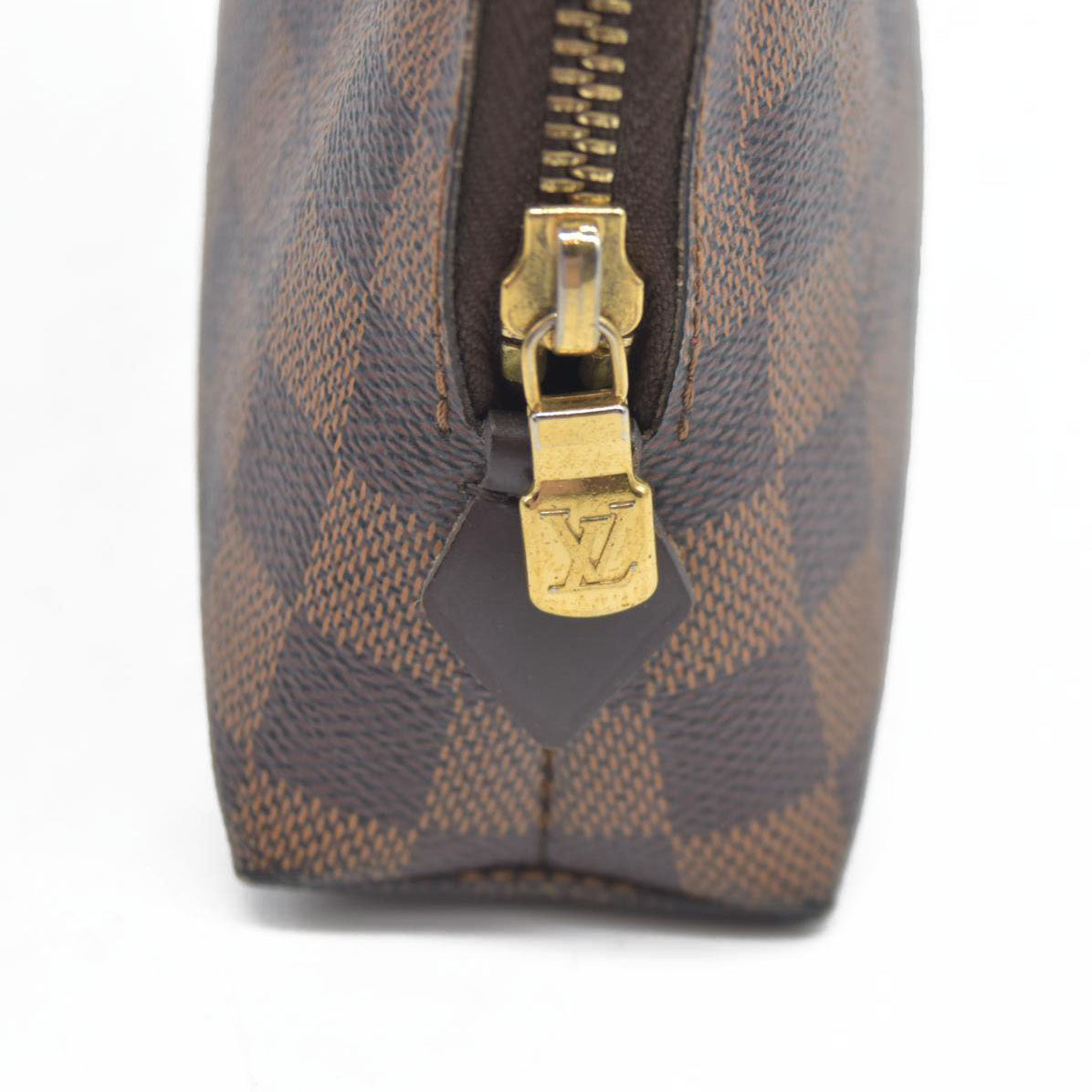 $770 Louis Vuitton  Damier Ebene Cosmetic Pouch