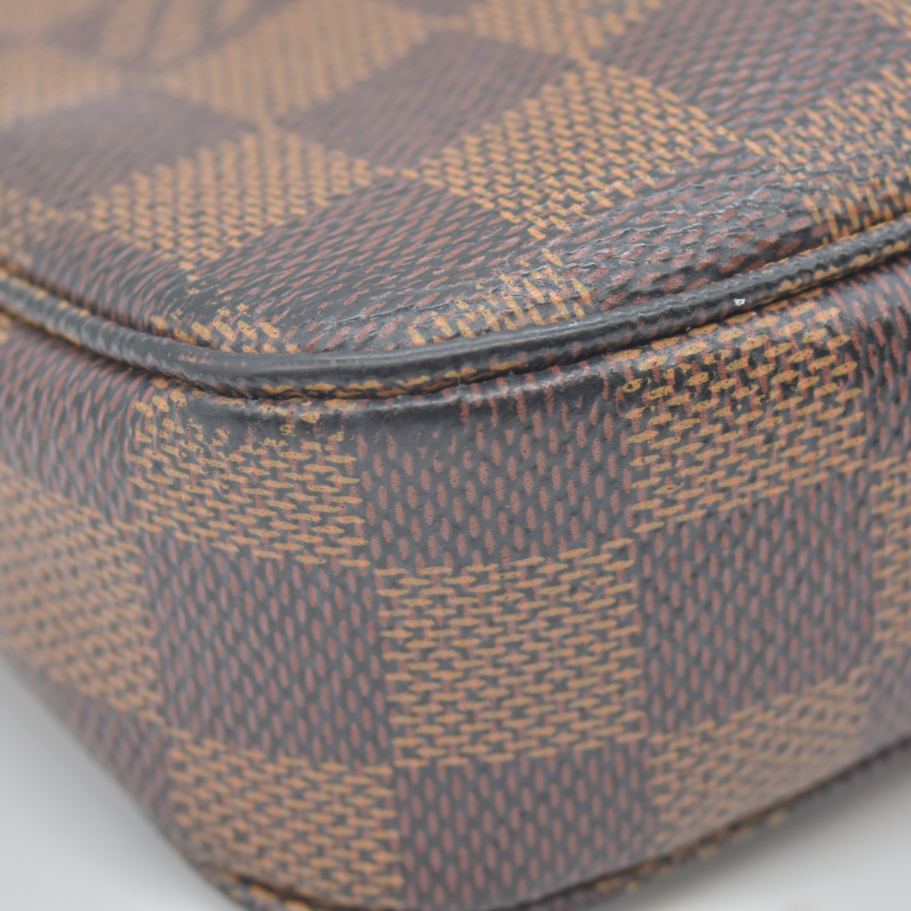 2017 $1290 Louis Vuitton Damier Ebene Pochette Accessories NM MB1197