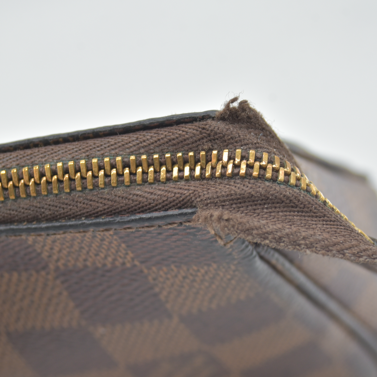 2017 $1290 Louis Vuitton Damier Ebene Pochette Accessories NM MB1197