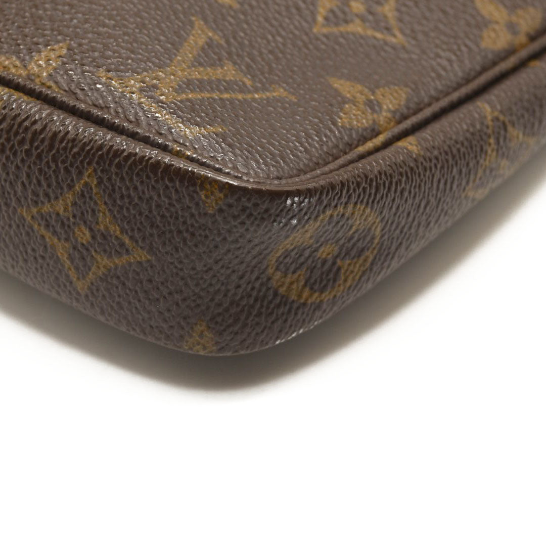 LOUIS VUITTON Monogram Pochette Accessories NM VI1011