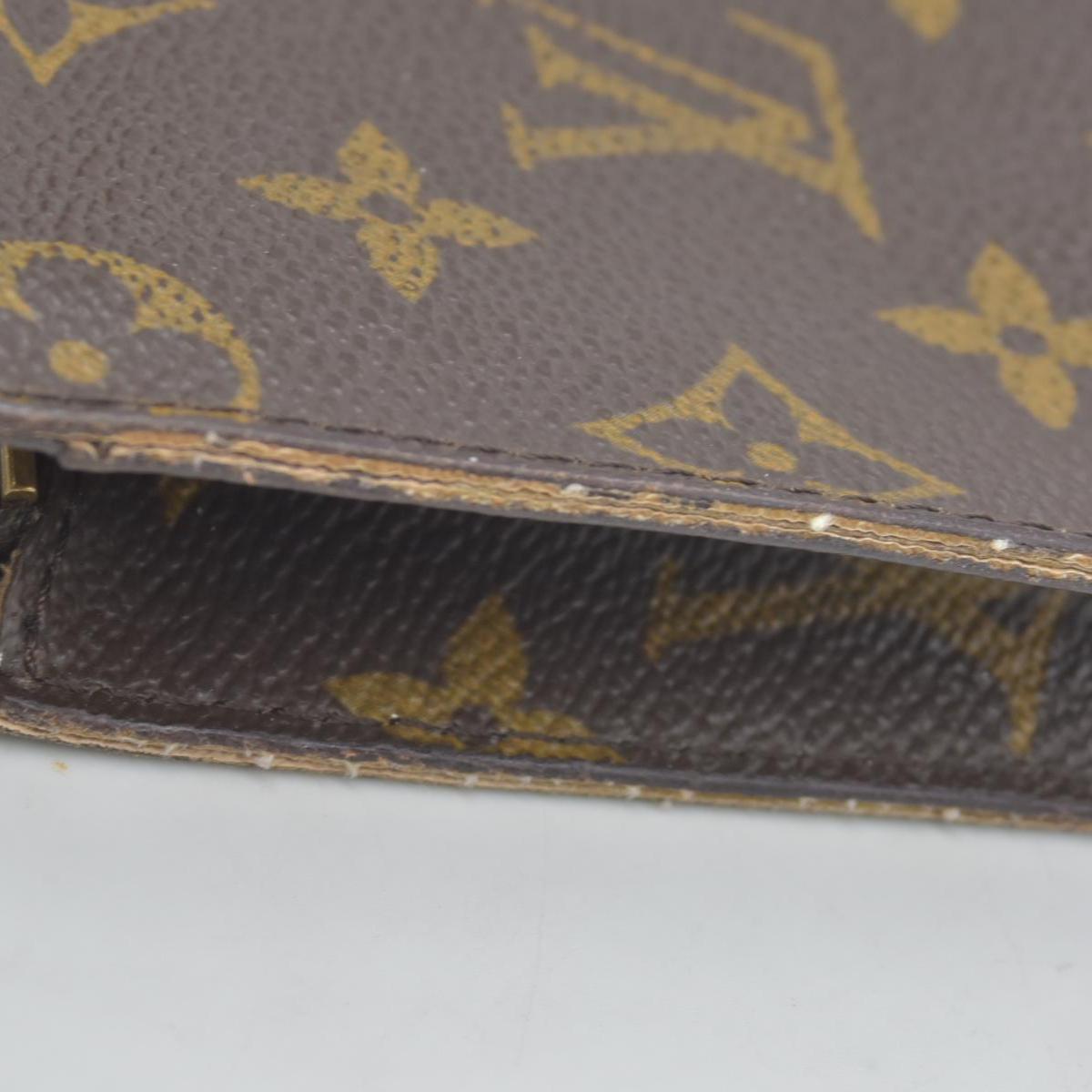 $600 Louis Vuitton Monogram Bucket Pouch 23 CONSIGNMENT