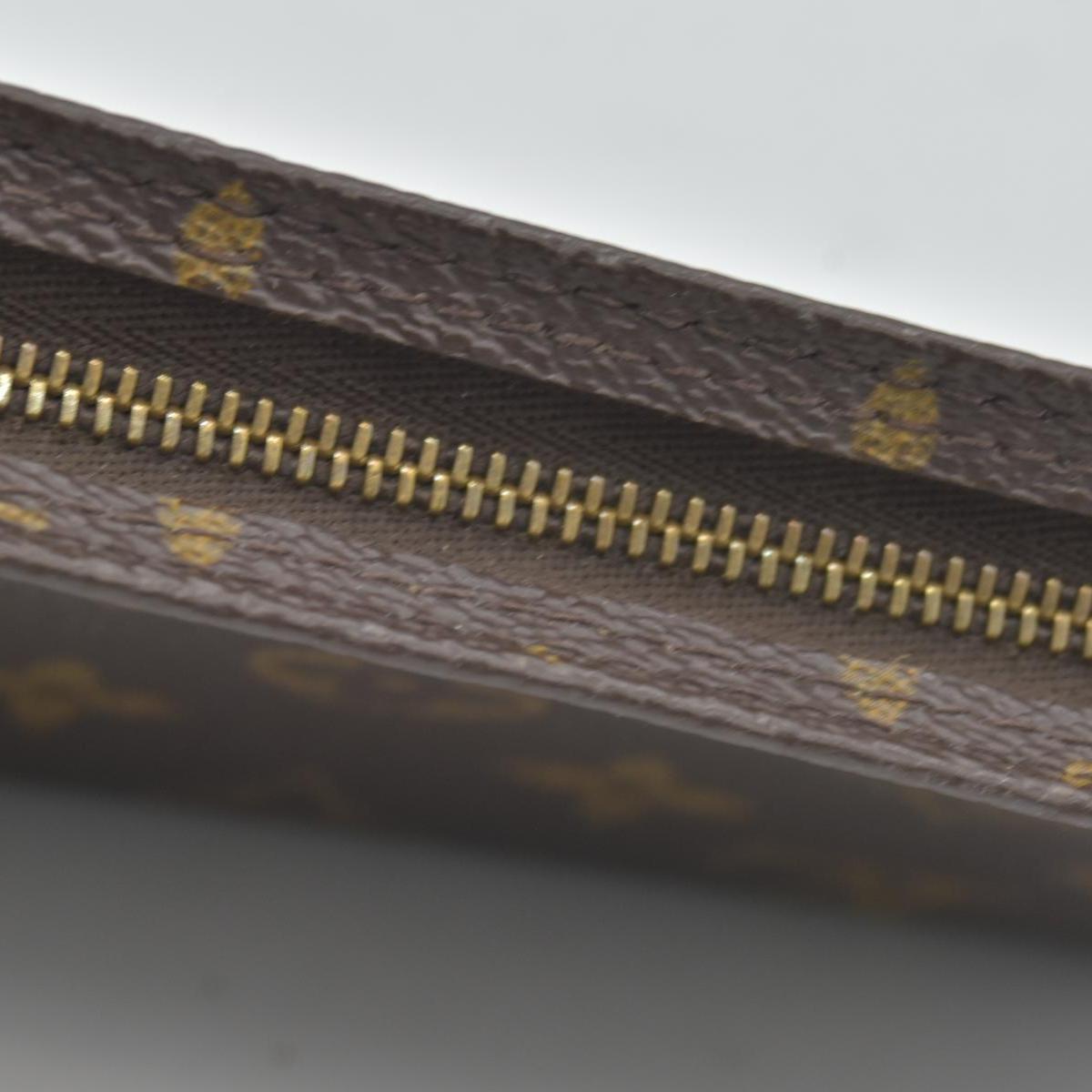 $600 Louis Vuitton Monogram Bucket Pouch 23 CONSIGNMENT