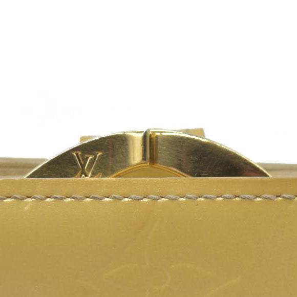 $935 Louis Vuitton 2004 Monogram Vernis French Purse